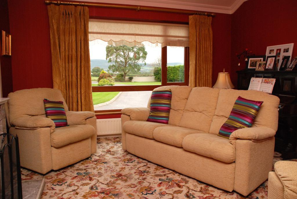 Cradog Farmhouse B&B Urlingford Eksteriør bilde